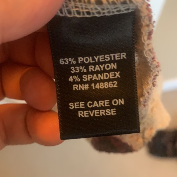 Torrid - floral long sleeve Tee - Picture 7 of 8